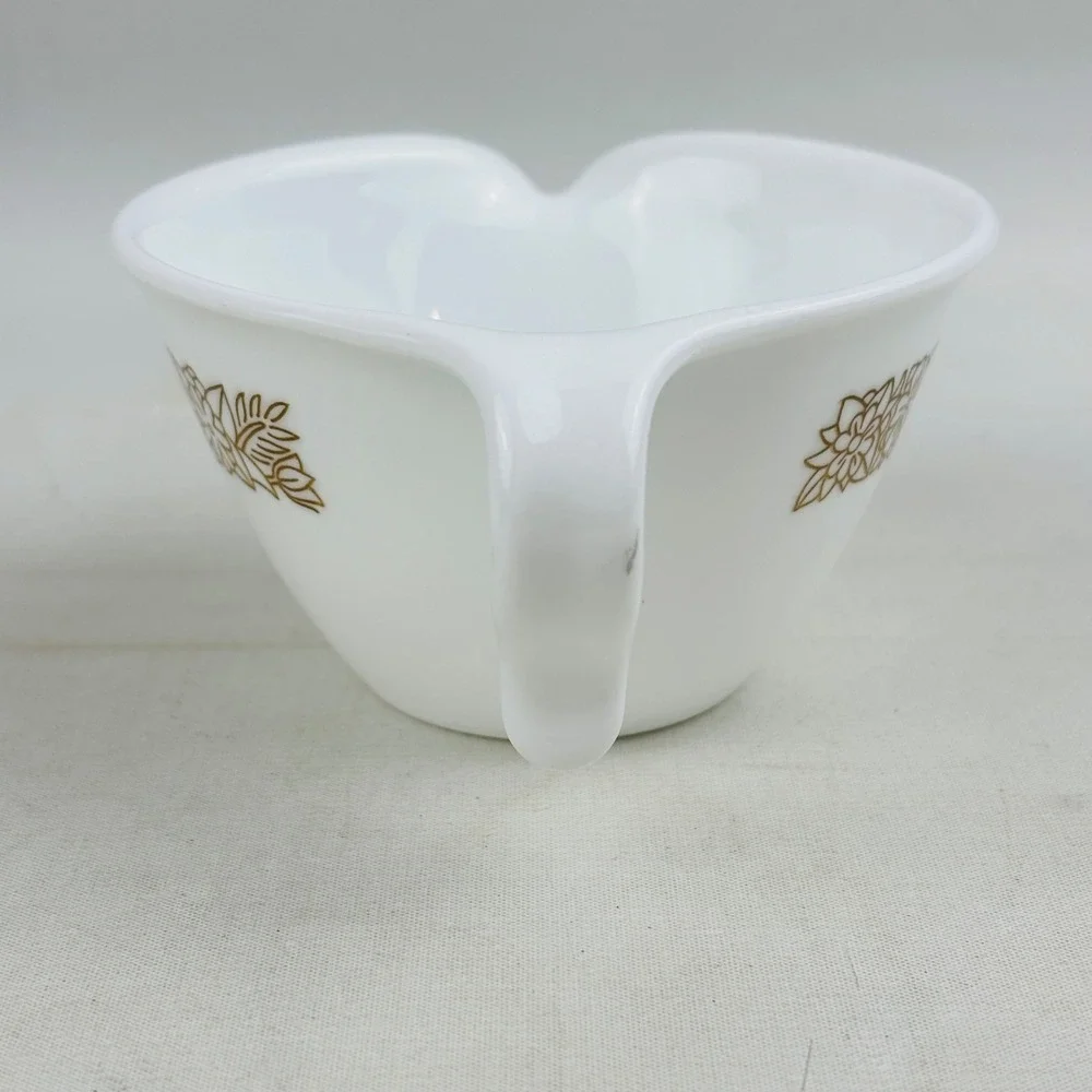 Corelle Woodland Brown Creamer 6 oz Ounce Vintage Glass White Floral‎